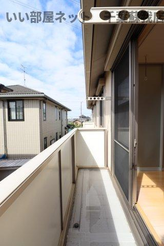 ヴィラージュおゆみ野のバルコニー|暖かな日差しのふりそそぐバルコニー