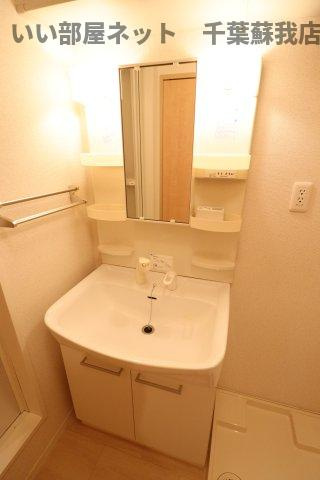 ヴィラージュおゆみ野の独立洗面台|独立洗面化粧台付き