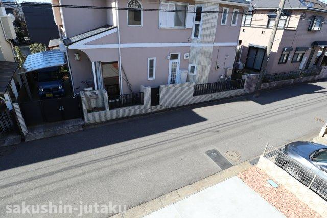 八千代台東４丁目　新築戸建の展望|バルコニーから道路を見て