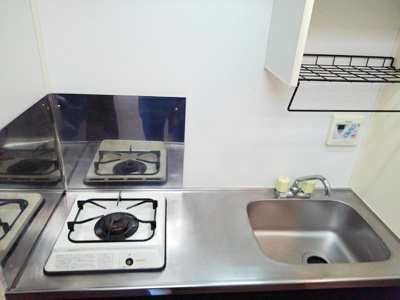 【キッチン】 | 新横浜FSビル | 調理スペースの広々としたキッチン