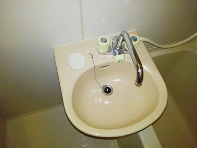 【洗面所】 | 新横浜FSビル | 朝の準備に便利な洗面台