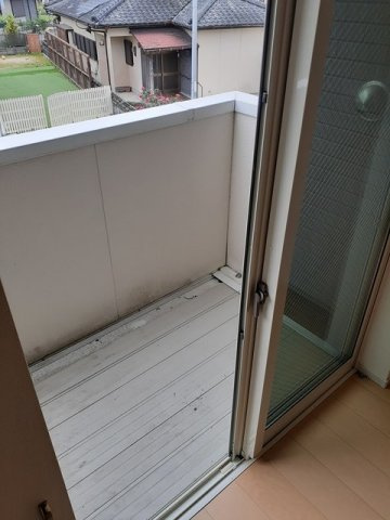 ヴァイオレットのバルコニー