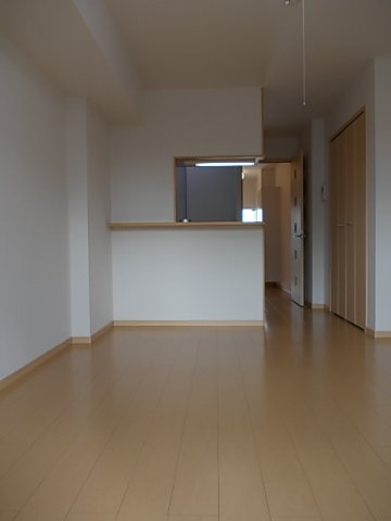 ＡＬＢＡ　Ｅの居間・リビング