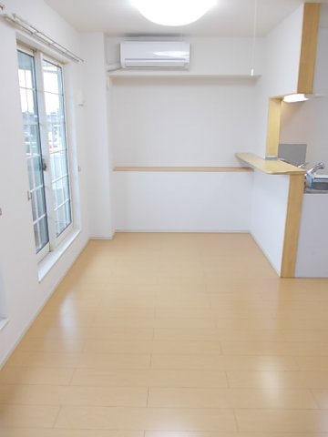 グリーンアベニュー　Ｅの居間・リビング