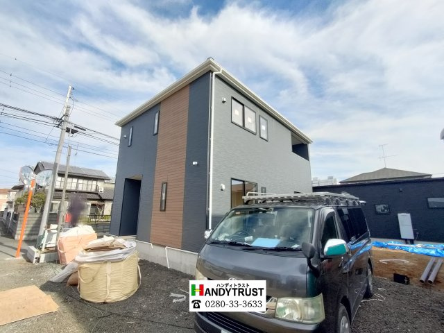 【Cradle Garden】　古河市小堤　第３　全2邸