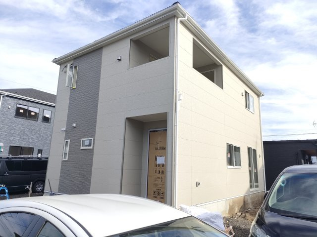 【Cradle Garden】　古河市小堤　第３　全2邸の前面道路含む現地写真|〇１号棟〇
各棟異なったこだわりの間取りです♪
2025年9月撮影