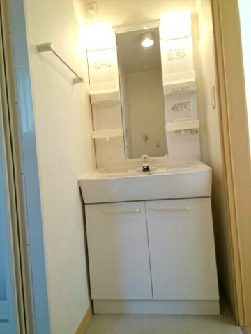 アニュー光の洗面所