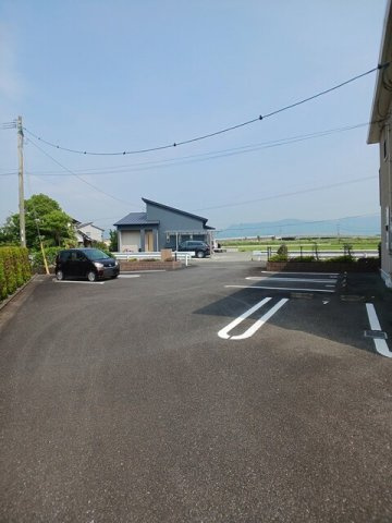 サニーフラット・ペーナの駐車場