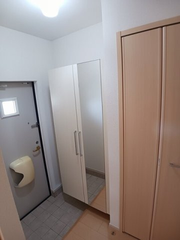 サニーフラット・ペーナの玄関