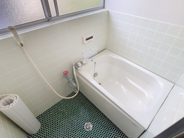 沼沢コーポラスの浴室