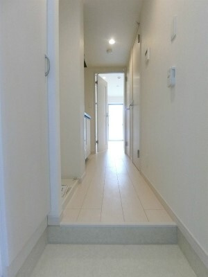 リブリ・ベルロードの玄関