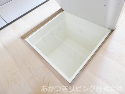 【収納】 | 小山市粟宮5期 | お米や調味料の収納にあると嬉しい床下収納付き♪