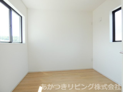 【寝室】 | 小山市粟宮5期 | 2面採光の明るい室内♪