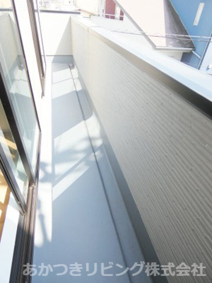 【バルコニー】 | 小山市粟宮5期 | 一度にたくさんのお洗濯物を干すことができる陽当たり良好広々バルコニー♪