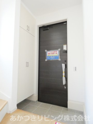 【玄関】 | 小山市粟宮5期 | トールシューズボックス付き♪沢山の靴もスッキリ収納♪