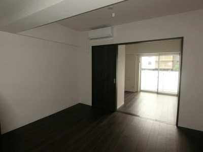 【洋室】 | VillaBlanche【ヴィラ・ブランシェ】