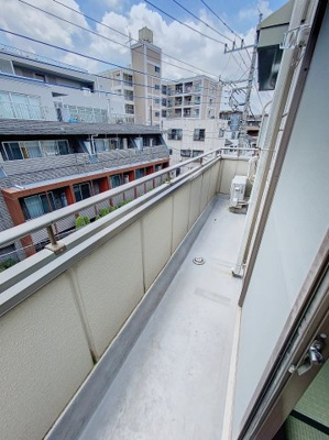 【バルコニー】 | メゾン・ドゥ・ヴァン