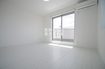 【洋室】 | MQuarto淵野辺Ⅰ | 白基調で清潔感のある洋室