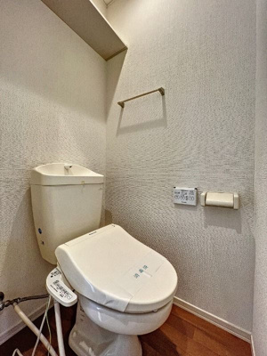 【トイレ】 | ルークラティブ蓮根 | 清潔感のあるトイレです