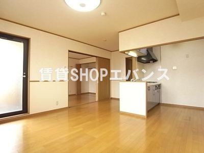  | グランピリエ