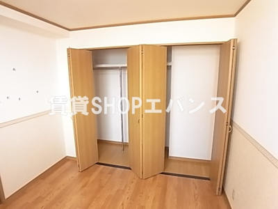  | グランピリエ