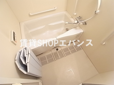 【浴室】 | グランピリエ