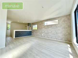 【居間・リビング】 | 津田沼駅14分　ZEH水準住宅　前原西5　全3棟　3号棟 | 販売現地