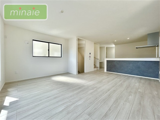 【居間・リビング】 | 津田沼駅14分　ZEH水準住宅　前原西5　全3棟　3号棟 | 販売現地