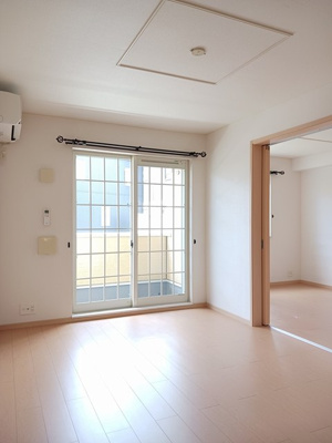 【居間・リビング】 | ローズマリーＡ | 居室・リビング