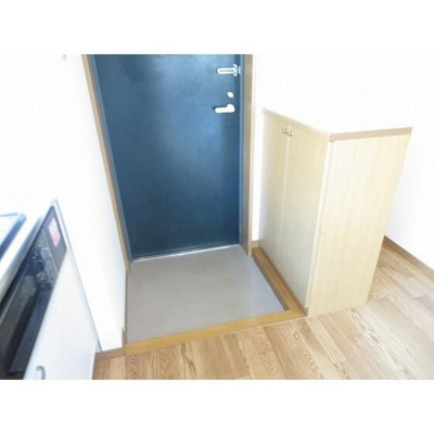 【玄関】 | スカイプラザ | 収納もある玄関です