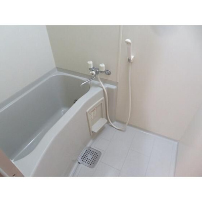 【浴室】 | スカイプラザ | コンパクトで使いやすいお風呂です