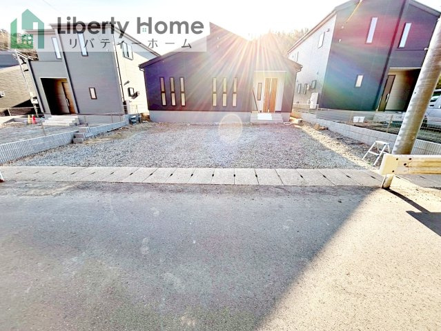 日立市滑川本町3期　新築戸建　3号棟の駐車場