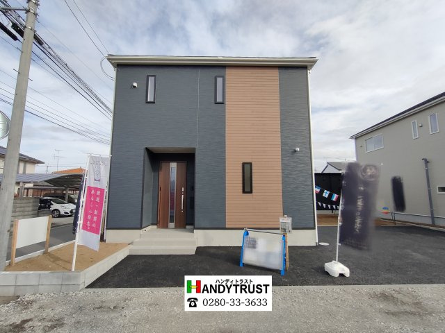 【Cradle Garden】　古河市小堤　第３　全2邸