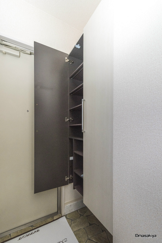 エクセラン昴の玄関|下駄箱