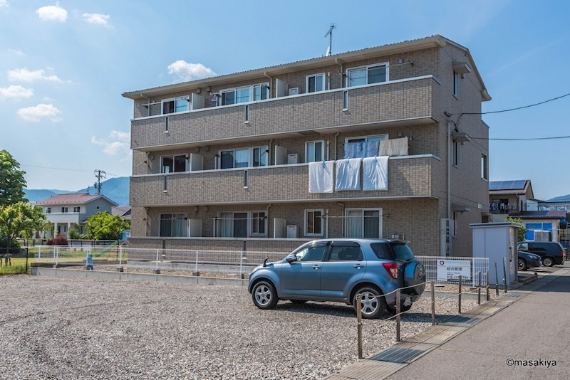 エクセラン昴の外観