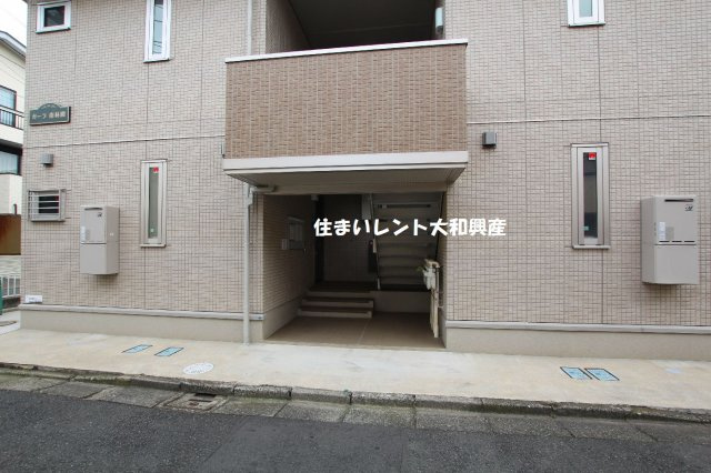 ガーラ南林間のエントランス