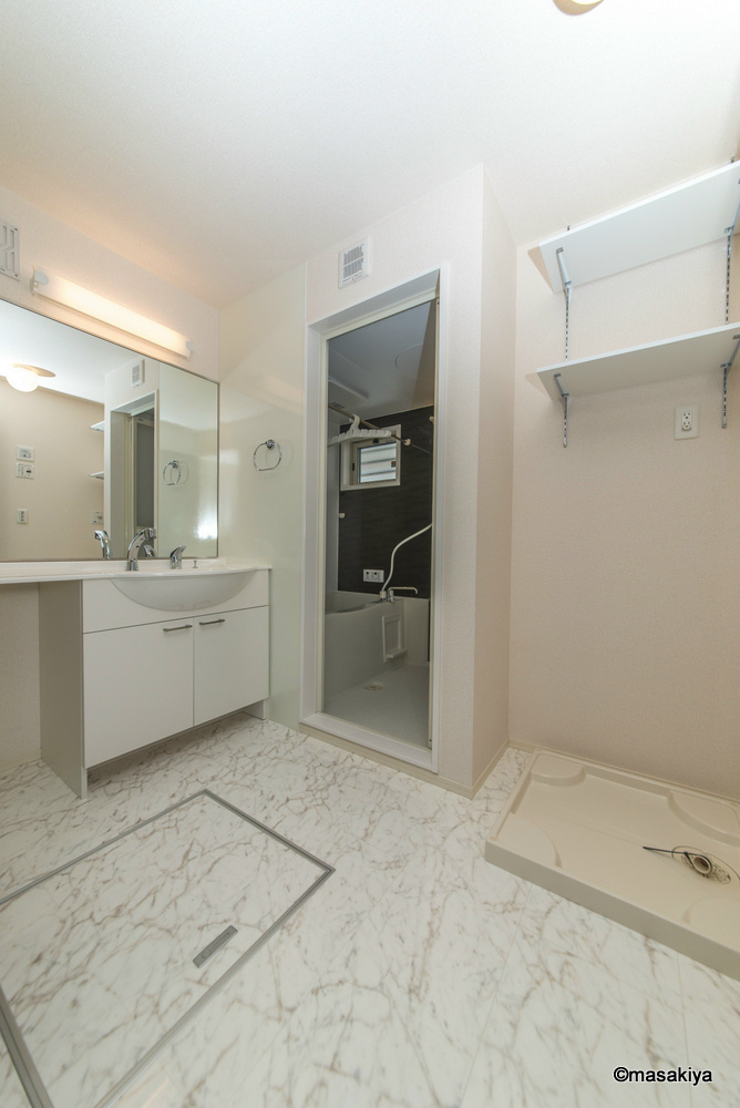 セジュール・アルスの洗面所|洗面・脱衣　シャンプードレッサー付き。