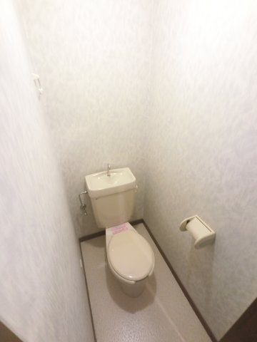 メゾンシンワのトイレ