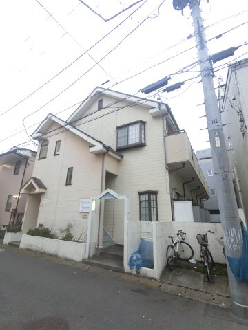 メゾンシンワの外観