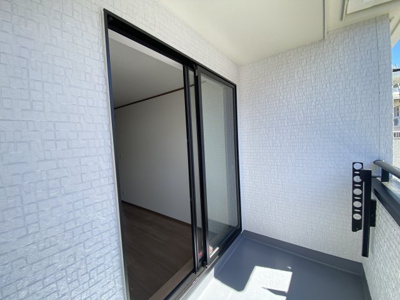 【バルコニー】 | 那覇市具志（全7棟）E号棟 | E号棟　インナーバルコニー♪