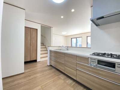 【キッチン】 | 那覇市具志（全7棟）E号棟 | E号棟　使いやすいシステムキッチン♪