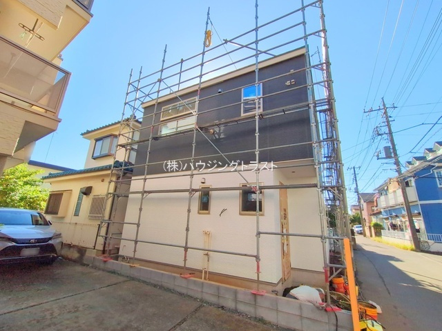 FiT 所沢市北秋津　新築戸建　全１棟の前面道路含む現地写真