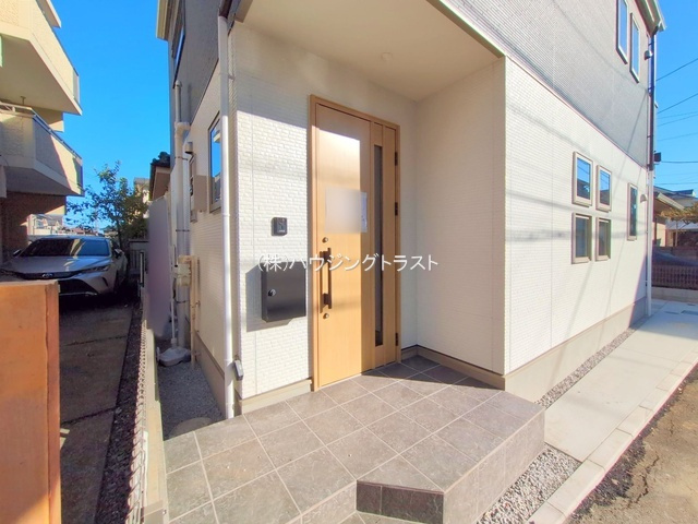 仲介手数料無料　FiT 所沢市北秋津１期　新築戸建　全１棟の玄関
