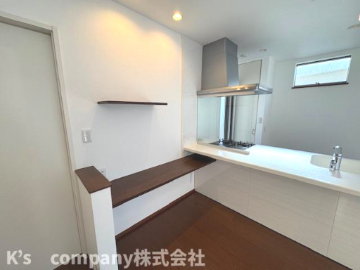 ●茅ヶ崎市菱沼1丁目　中古戸建の内装|カウンター付き◇◇