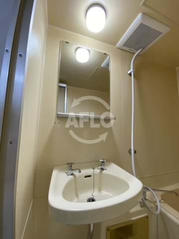 ローズコーポ天満東の洗面所|ローズコーポ天満東　洗面台