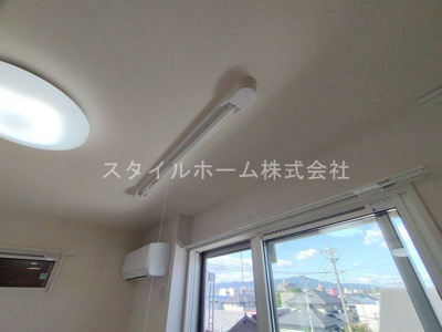 【内装】 | メゾン・ド・エール | 同建物内別部屋の写真です。