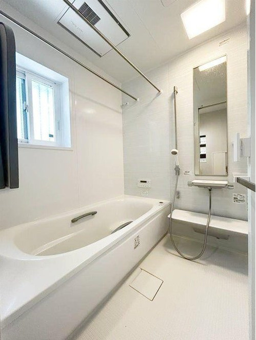 守口市金田町3丁目　戸建の浴室