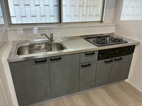 クローバーハイツ森小路１号棟　9階のキッチン