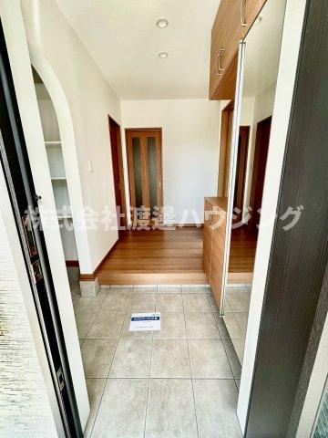 宮田町２丁目一戸建の玄関