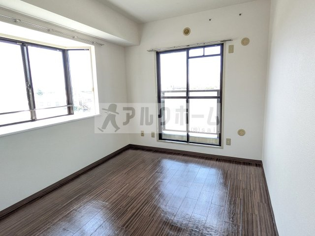 グレープコートの居間・リビング